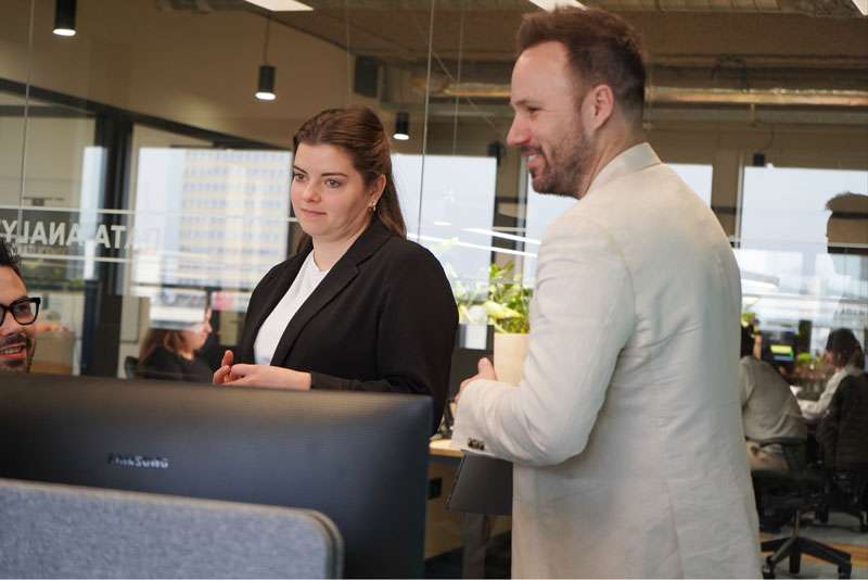 Data Analytics office impression